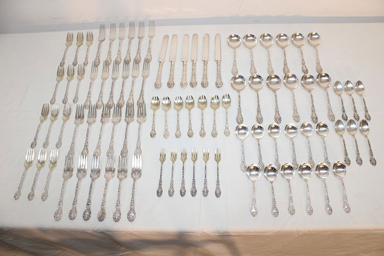 Super 85 Piece Sterling Flatware Set 117 Ozt (1 of 10)