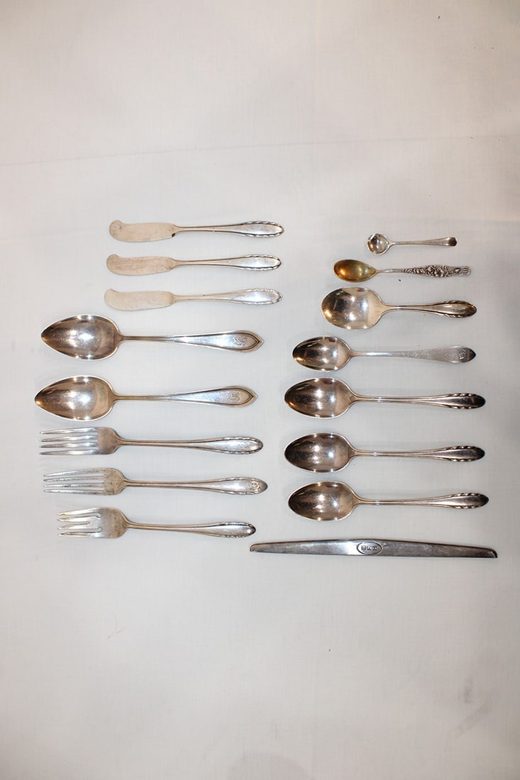 Group Of Odd Sterling Silver Pieces 14.68 Ozt (1 of 3)