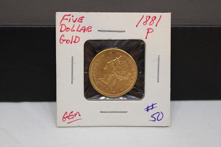 1881 $5 Gold Coin: 1881 $5 gold coin. Estate fresh in real nice condition.