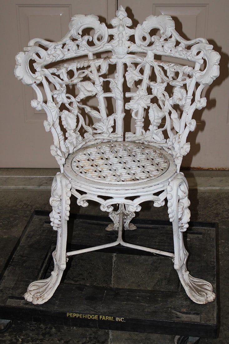 Victorian Cast Iron Garden Chair "Morning Glory" Pattern (1 of 5)