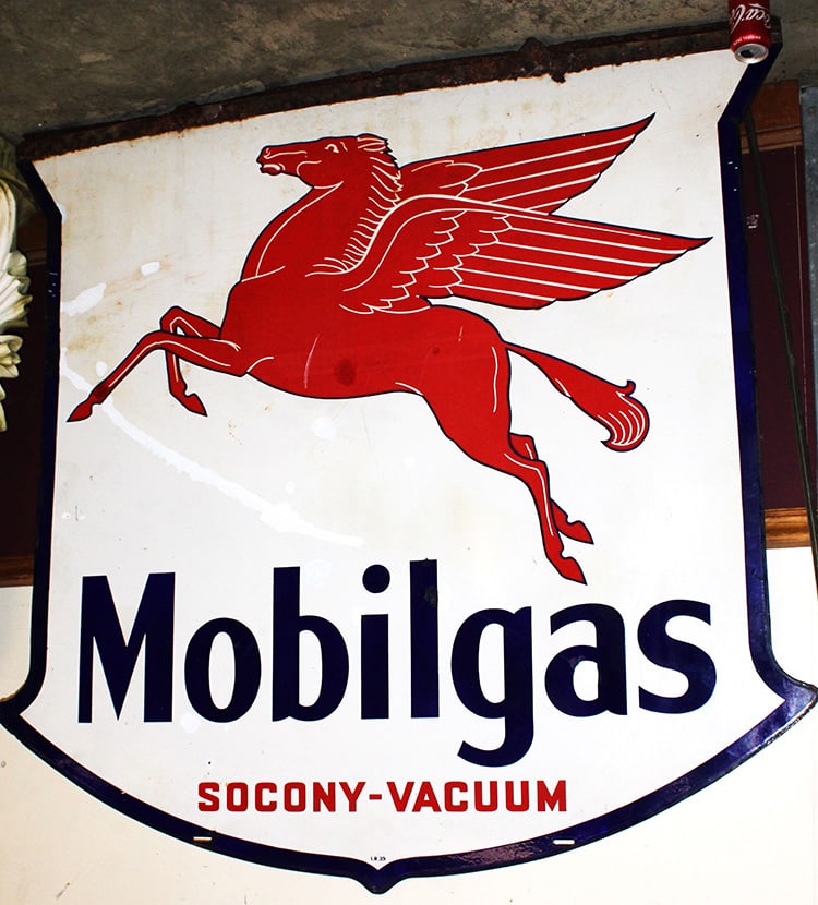 Hard To Find 1939 Mobil Gas Socony Vacuum Porcelain Advertising Sign 57" (1 of 11)