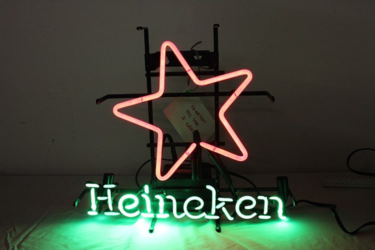 Heineken ネオンライト 3点セット ネオンライトが輝く！】Heineken（ハイネケン）の電飾看板や