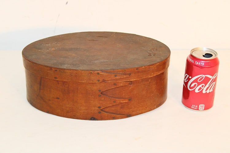 Large Antique 12" Shaker Oval Fingered Box (1 of 4)