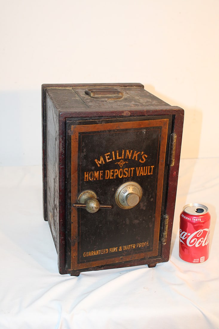 Sweet Small Meilinks Cast Iron Safe (1 of 6)