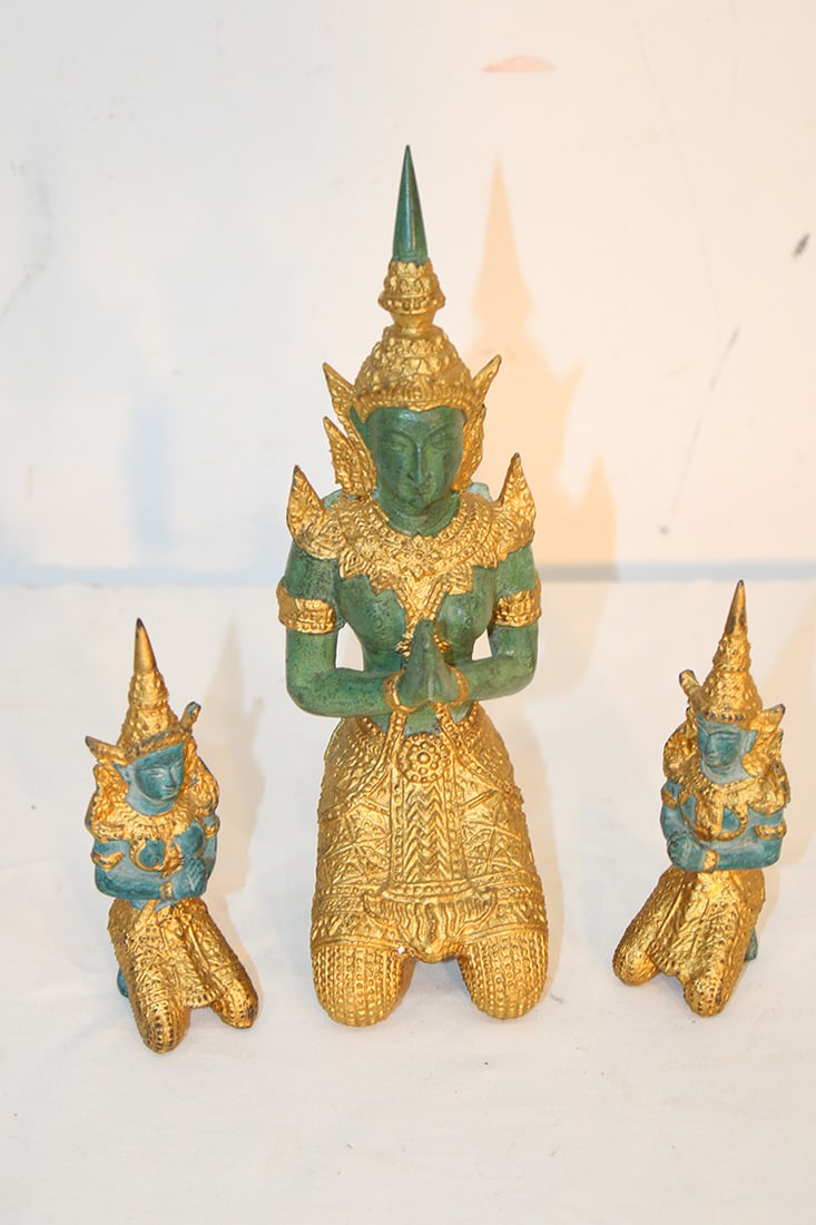 3 Statues Of Thepphanom (1 of 5)