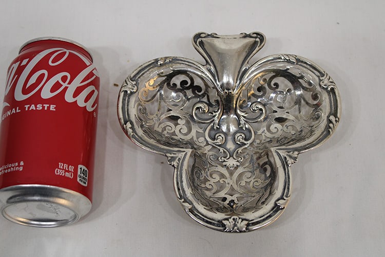 Sweet 3 Leaf Clover Tiffany Sterling Dish 3.28 Ozt (1 of 5)