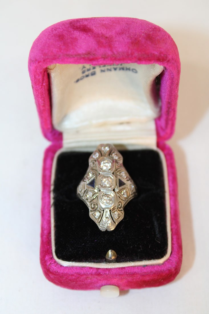 Pretty Diamond And White Gold Art Deco Ring (1 of 4)