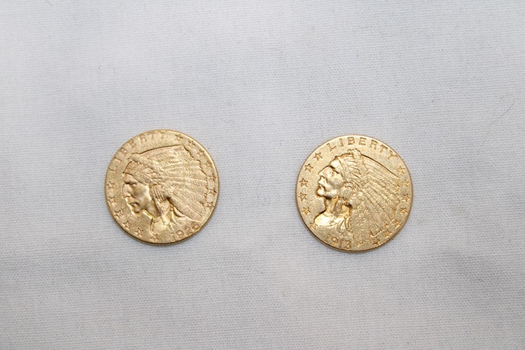 2 Great Indian Head 2 1/2 Dollar Gold Coins, Quarter Eagle (1 of 2)