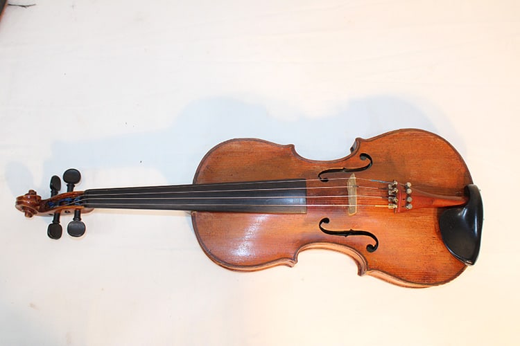 Old 4/4 Violin Labeled Johannes Ulbrict Mittenwald 1924 (1 of 10)