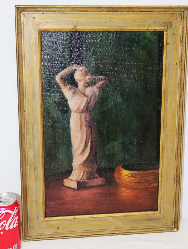 Nice Oil On Canvas Of A Classical Style Statue Of A Women Adjusting Her Hair: Nice oil on canvas of a classical style statue of a women adjusting her hair. Nicely framed. Estate fresh in nice condition. 14" wide, 20" tall.