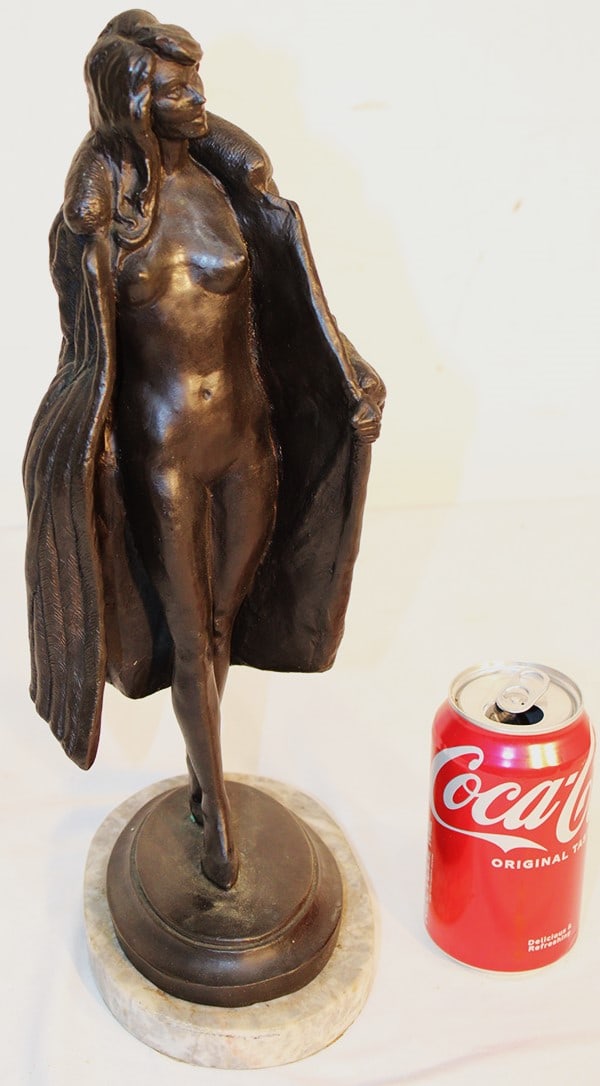 15" Artist Signed Female Nude In A Fur Coat By Bruno Zach: 15" artist signed female nude in a fur coat by Bruno Zach. Nice patina, marble base. Estate fresh.