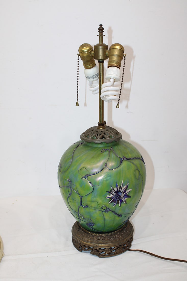 Important Pallme-Konig Art Glass Lamp: Important Pallme-Konig art glass lamp. Very colorful. Estate fresh in nice condition. 18" wide, 24" tall.