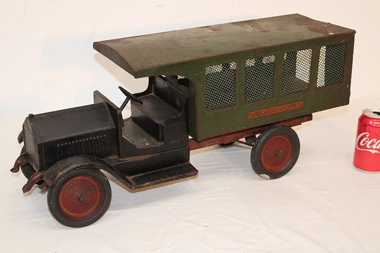 1920S Sturditoy "American Railway Express" Pressed Steel Toy Delivery Truck: 1920s Sturditoy "American Railway Express" pressed steel toy delivery truck. Missing 1 door on the back, original paint (few paint drips). Estate fresh, has some wear. 26" long.