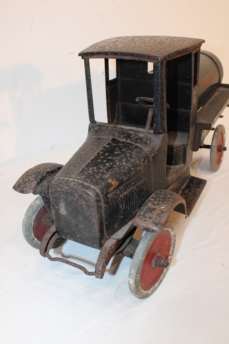 1920S Buddy-L Tank Line Pressed Steel Toy Truck In Original Paint (1 of 5)