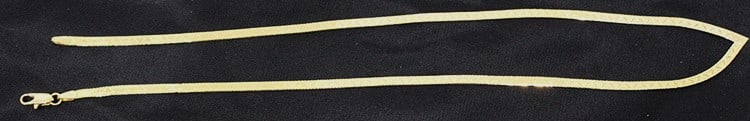 16" 14k gold herringbone necklace 2.8 dwt. Nice condition. Hinsdale estate. (1 of 3)