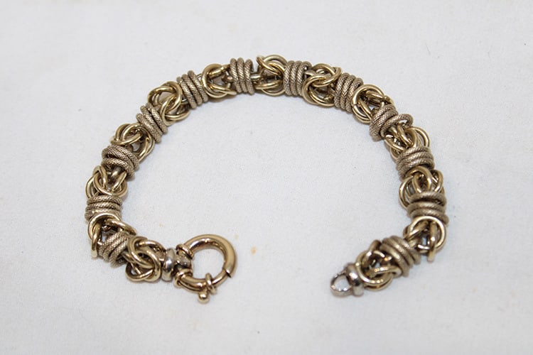 14k gold Byzantine style bracelet 11.3 dwt. Nice condition. Richmond estate. 7" long. (1 of 3)