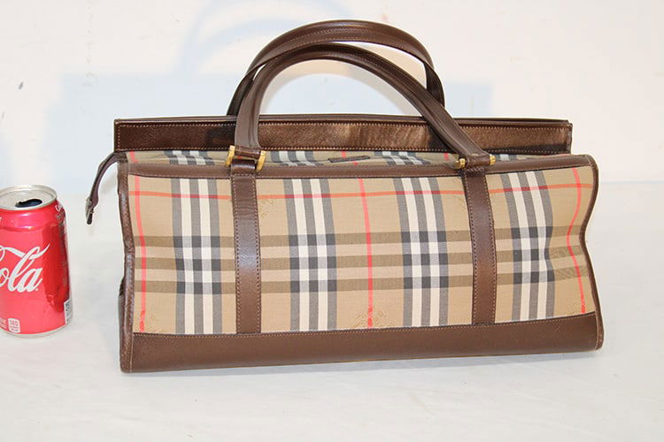 Burberry Nova check canvas and leather Boston travel bag. Nice, very clean bag. Richmond estate.: Burberry Nova check canvas and leather Boston travel bag. Nice, very clean bag. Richmond estate. Appr. 16" across.