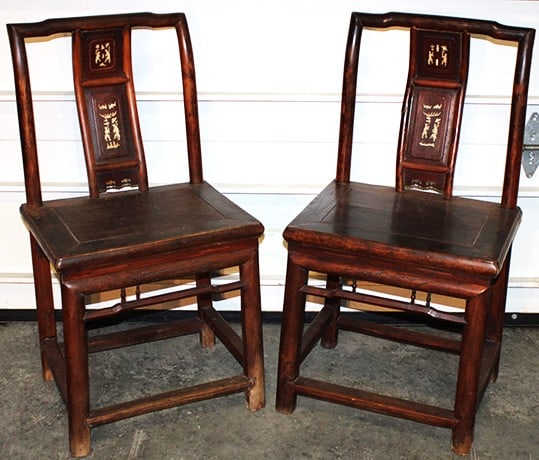 2 early Chinese yoke back chairs with scenic inlaid backs. Chatham estate. Nice condition, 1 split: 2 early Chinese yoke back chairs with scenic inlaid backs. Chatham estate. Nice condition, 1 split (see photo). 19" wide, 37" tall, 15" deep.