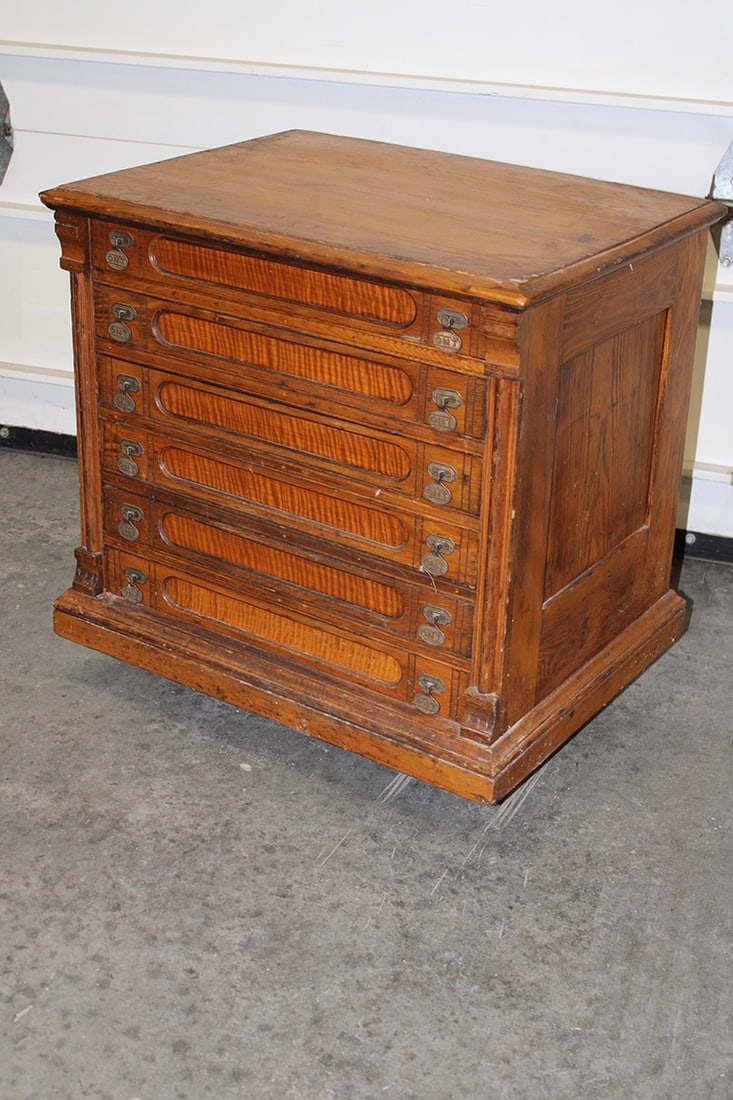 Unusual Clark's 6 drawer Victorian spool cabinet. Each drawer has a framed glass top (perfect for: Unusual Clark's 6 drawer Victorian spool cabinet. Each drawer has a framed glass top (perfect for watches, jewelry, smalls, etc.) Has the original O.N.T. (our new thread) hardware. In chestnut, looks