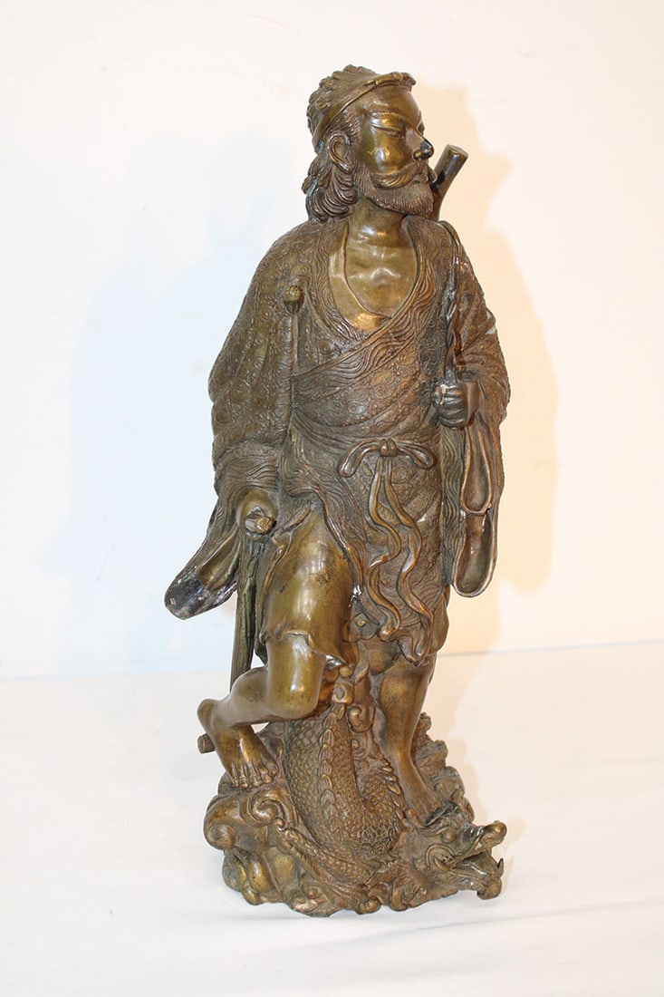 16" Chinese bronze sculpture. Very detailed, has a dragon base. Estate fresh.: 16" Chinese bronze sculpture. Very detailed, has a dragon base. Estate fresh.
