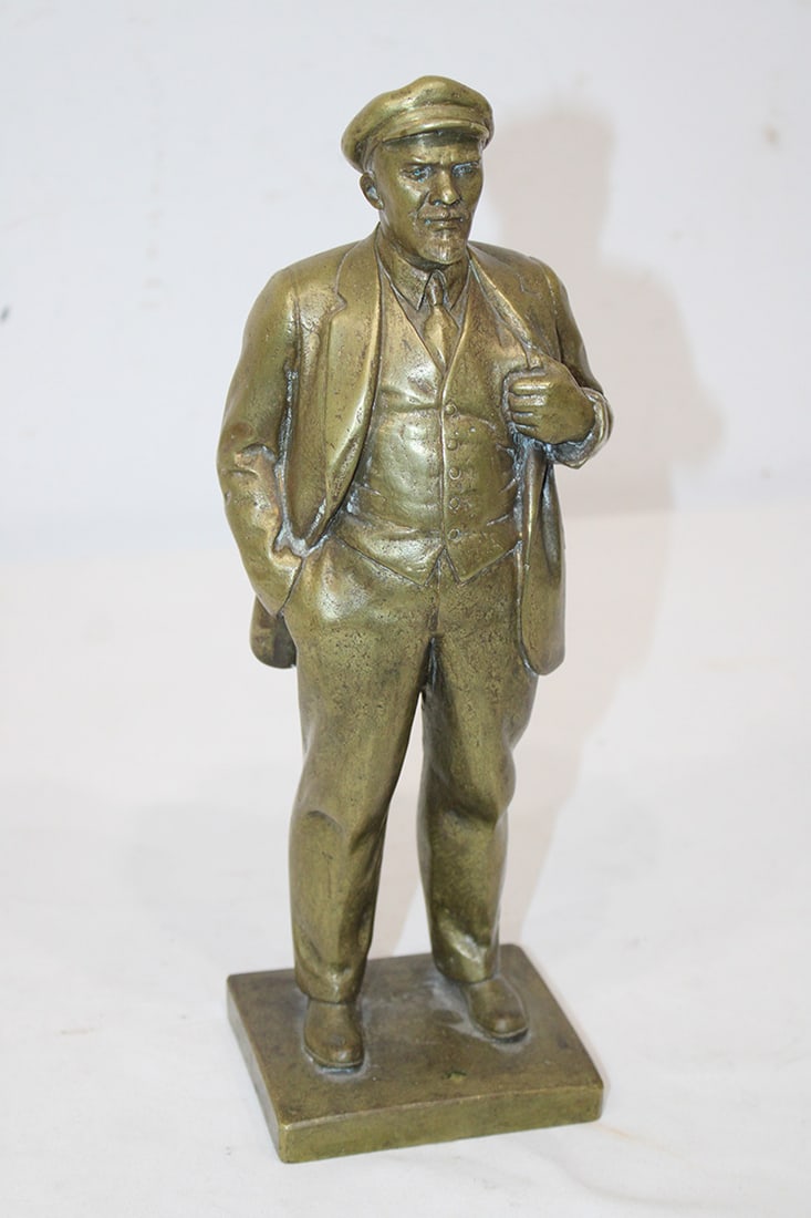 13" solid bronze of Vladimir Lenin. Very heavy. Leading the communist part from 1917-1924. Do not (1 of 4)