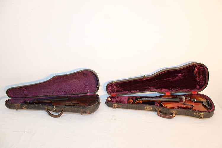 (2) 4/4 violins - both antique with cases. Neither are labeled, both has old finishes and need: (2) 4/4 violins - both antique with cases. Neither are labeled, both has old finishes and need attention.