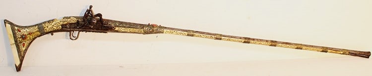 Large long rifle (snaphaunce) flintlock with silver carved bone. Might be a camel gun with coral (1 of 13)