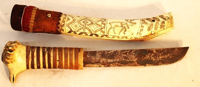 Antique dagger with horn handle and engraved sheath with deer. NYC estate. Overall length 11". (1 of 5)