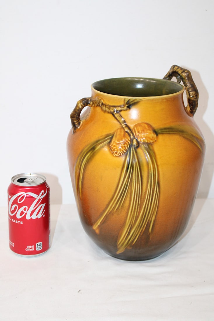 Huge 11" bulbous Roseville pottery pine comb vase. No chips or cracks. Estate fresh, signed with a: Huge 11" bulbous Roseville pottery pine comb vase. No chips or cracks. Estate fresh, signed with a label on the bottom.