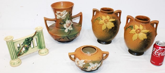 5 pieces of Roseville pottery including pair of Clematis vases. Large and small Magnolia vases (1 of 6)