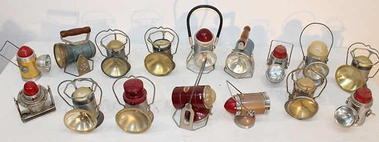 Group of 16 mostly railroad lanterns. All estate fresh from 1 home. Been collecting for years. (1 of 5)