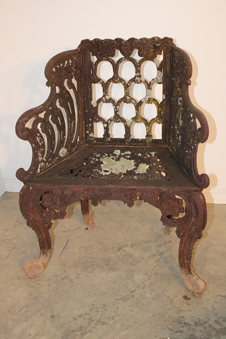 Antique Cast Iron "White House" Garden Chair (1 of 5)