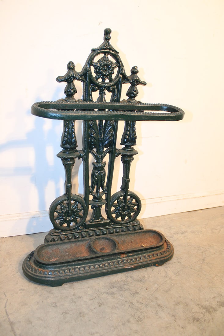 Fancy Cast Iron Umbrella Rack - 2