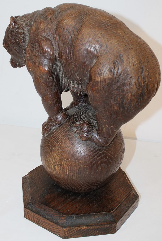 Rare 19Th C. Carved Oak Bear On A Sphere - 4