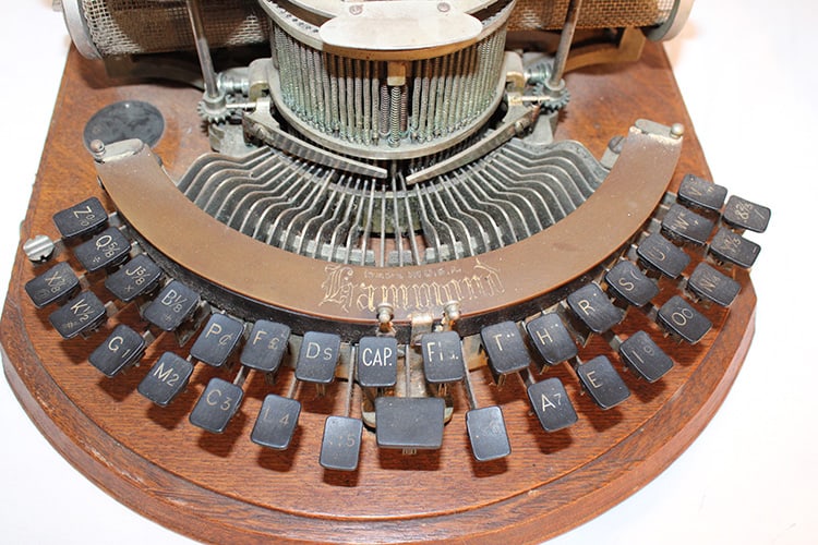 Rare Early Hammond Typewriter In An Oak Case - 4