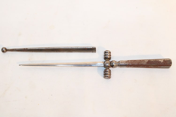 Early French Stiletto/Dagger: Early French stiletto/dagger. Minor surface rust. Western MA estate in nice condition. Overall length is 9".