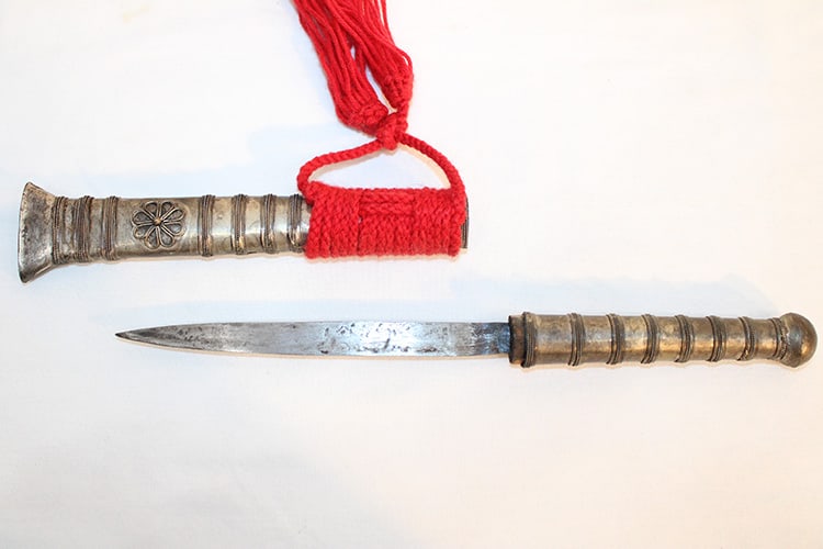 3 Nice Early Antique Dagger - 2