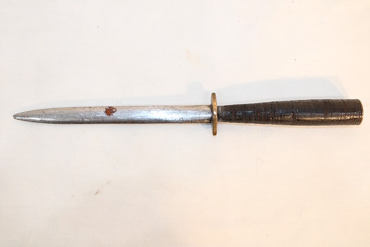 3 Nice Early Antique Dagger - 4