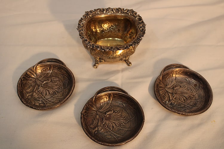 4 pieces of Sterling Silver, Including Fancy Footed Bowl & 3 Wallace Nut Dishes 5.66-ozt. (1 of 4)