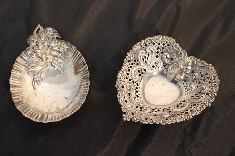 2 Sweet Footed Bonbon Dishes 4.42-ozt. (1 of 5)