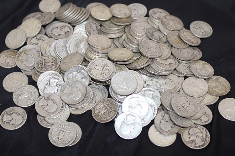 219 Silver Liberty Quarters 43.4-ozt.: 219 Silver Liberty Quarters 43.4-ozt. 1953-1960 (4-1953-S) (5-1953D). 54.75 in face value. Estate fresh.