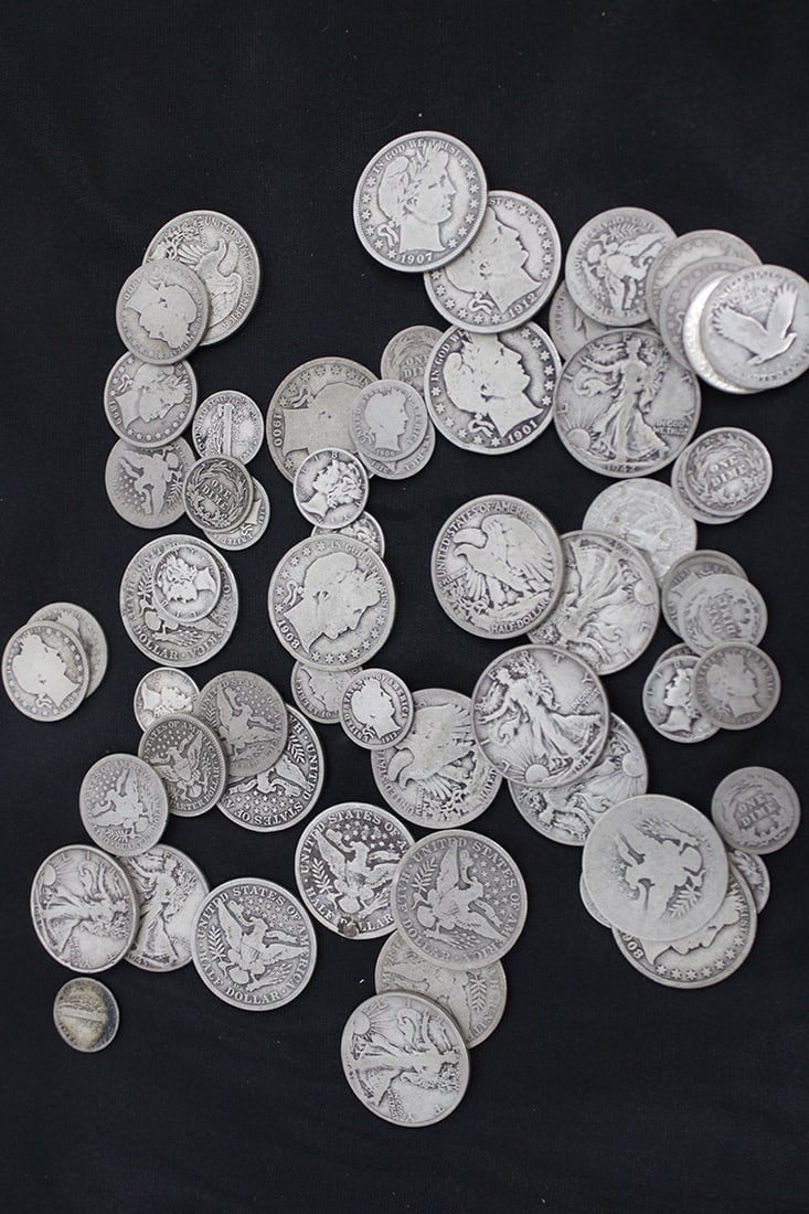 18.00 Face Value, Halves, Quarters & Dimes 13.65-ozt.: 18.00 Face Value, Halves, Quarters & Dimes 13.65-ozt. Walking liberties, liberty heads, barber heads, and mercury dimes. Vermont estate.