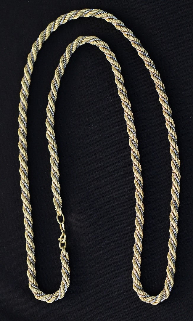Exceptional 28" Valor 18K Gold Necklace 12.4 Dwt. (1 of 4)