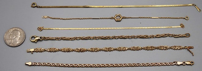6- 14K Gold Bracelets 14.9 Dwt.: 6- 14K Gold Bracelets 14.9 Dwt. All marked and in nice condition. Longest is 8". Estate fresh.