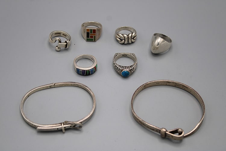 6 Sterling Rings & 2 bracelets (1 of 5)