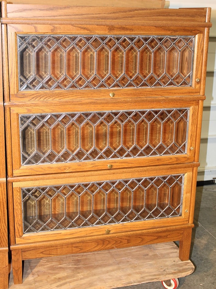 Pristine Contemporary Hale 3 Section Leaded Oak Stacking Bookcase (1 of 4)