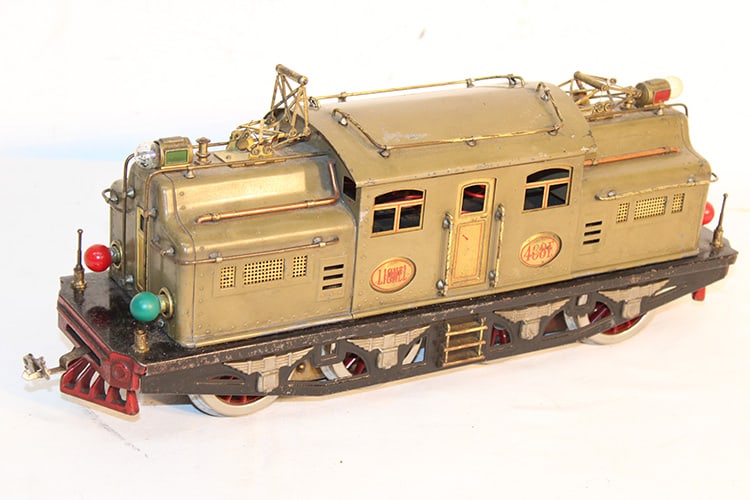 Fine Large Lionel Train Prewar # 408E Standard Gauge Locomotive (1 of 5)