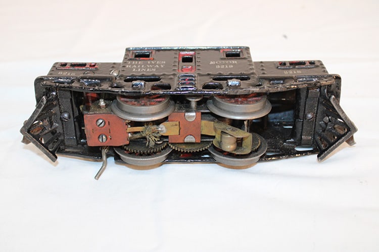 1922 Ives Clockwork Train Engine #32?, Ives 3218 Engine - 4