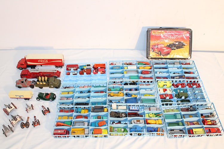 Dozens of Vintage Matchbox Cars plus others: Dozens of Vintage Matchbox Cars plus others. Has some wear, all estate fresh out of Agawam.