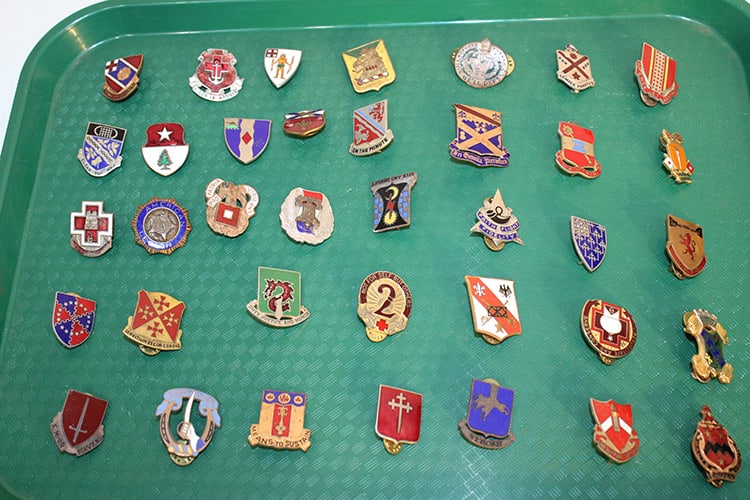 37 Vintage Military Pins, Many are Enamel: 37 Vintage Military Pins, Many are Enamel. Nice condition. Agawam estate.